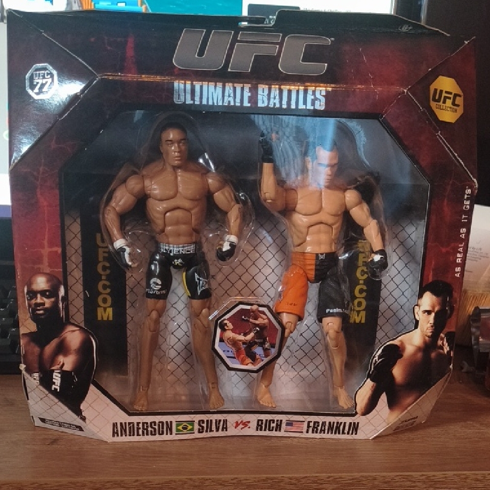 2010 UFC Ultimate Battles: Anderson Silva vs. Rich Franklin (UFC 77) New In Box